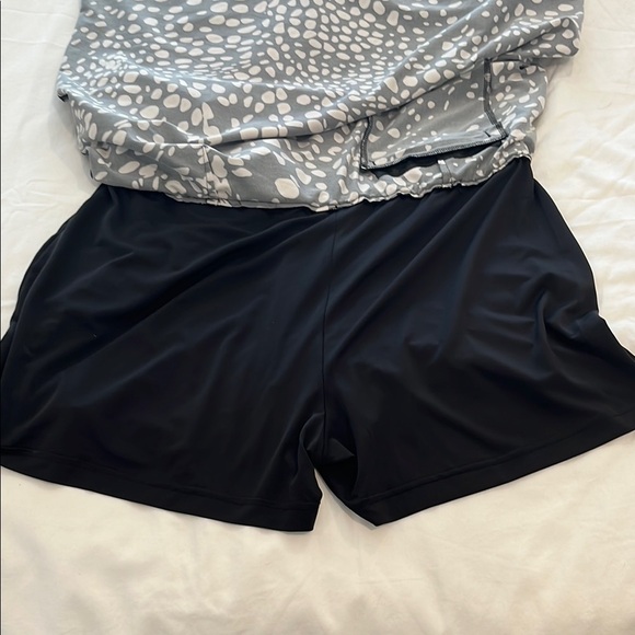 Callaway Golf Skort Black & White Dots Size XL - Picture 8 of 11
